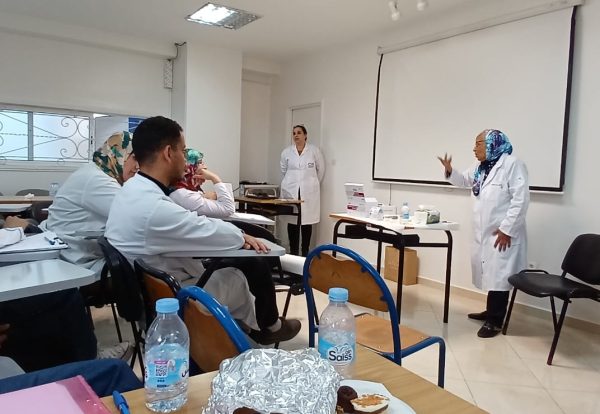 Journées de sensibilisation sur la PEC des patients(es) vivant avec le VIH